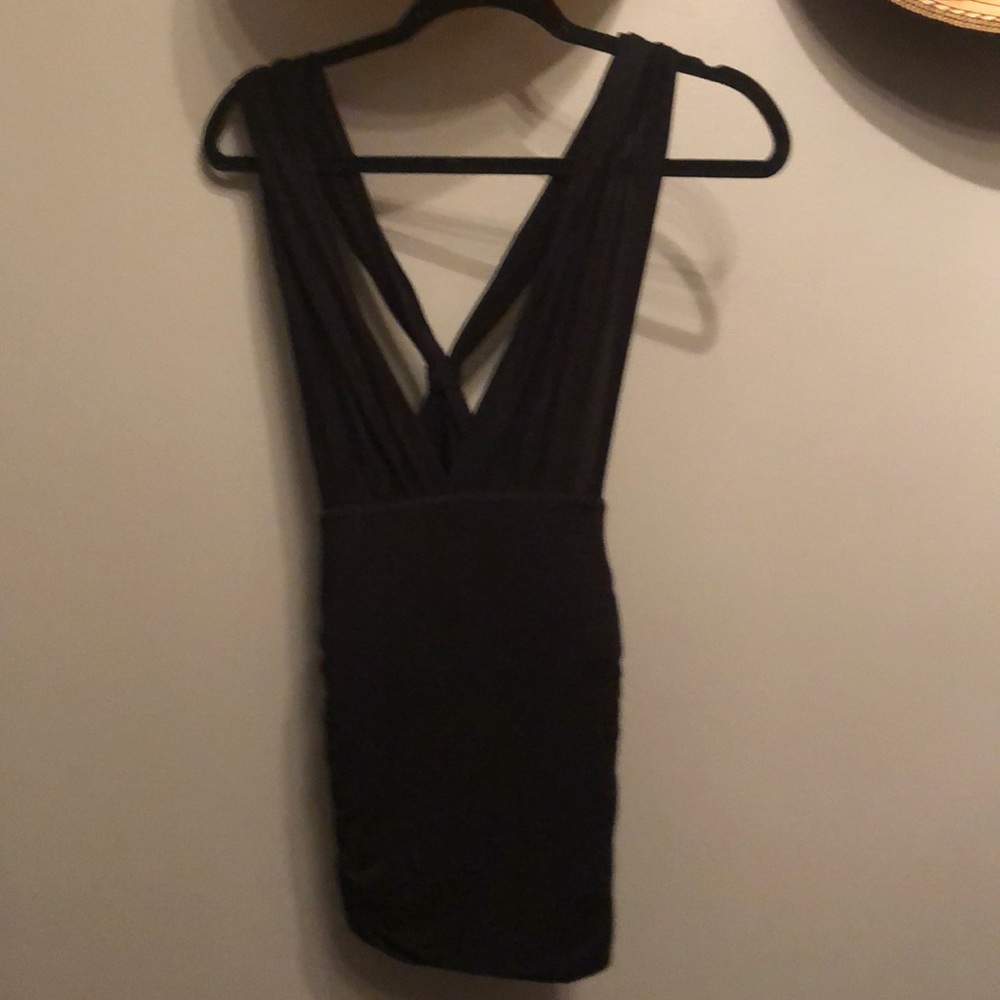Black versatile top